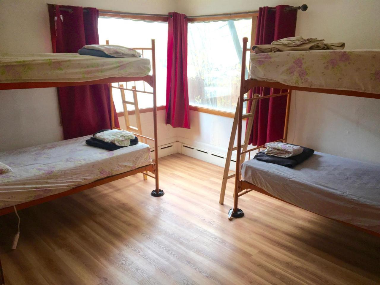 Base Camp Anchorage Hostel Bagian luar foto